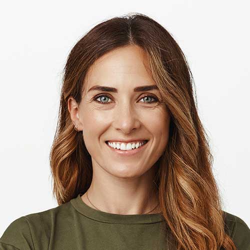Laura Cummins